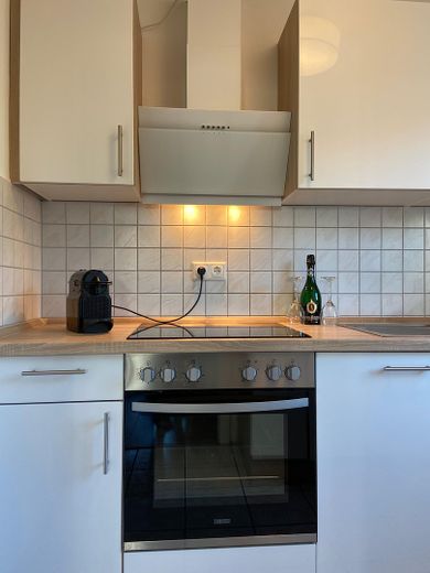 Fully fitted kitchen