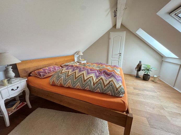 Pełen światła, starannie utrzymany dom jednorodzinny – Schlafzimmer