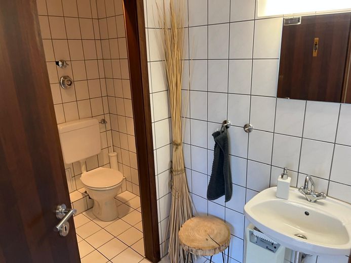 Wilhelmstraße üzerinde, Kurhaus yakınında, en iyi merkezi konumda temsili ofis, muayenehane veya daire – Damentoilette