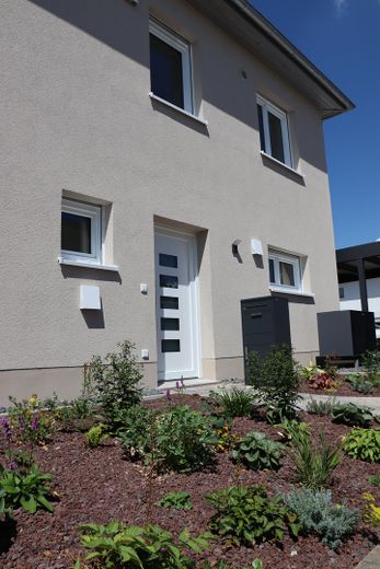 Neubau-DHH in Magdeburg-Diesdorf / familienfreundlicher Garten / Photovoltaik / 2 Stellplätze – Foto 33