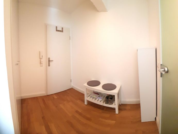 15% RENDITE: 4 VOLLMÖBLIERTE SMART-HOMES IN CITY-BESTLAGE – Diele