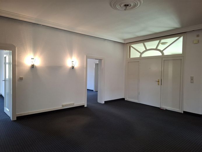 Exklusive Bürofläche in repräsentativer Stadtvilla zur Miete – Direkt an der Eilenriede in Hannover – Eingangsbereich