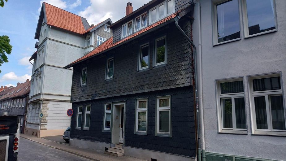 1-room apartment with its own entrance in a central location in Goslar – Haupteingang