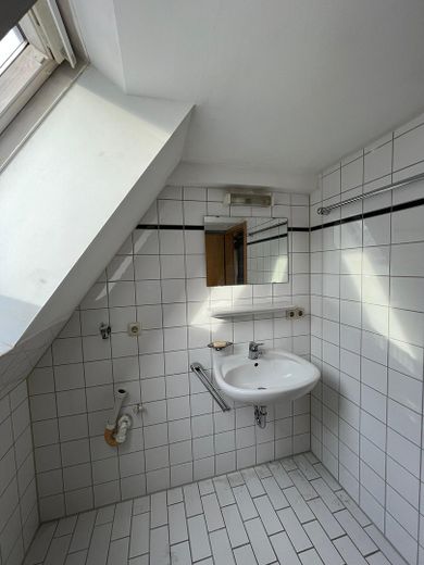 Dach-Wohnung im Herzen von Mindelheim – Bad