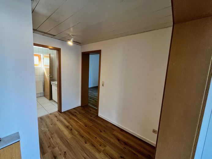 Flur Blick Schlafzimmer/Bad