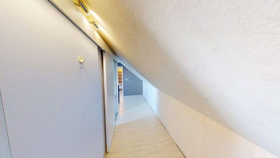 Exklusive Maisonette-Wohnung mit großer Dachterrasse – Flur