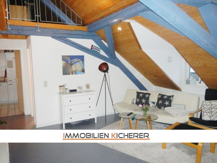 Entire top floor – 2 listed 2-room gallery condominiums – a stone’s throw from the Seerhein & the city – Photo 1