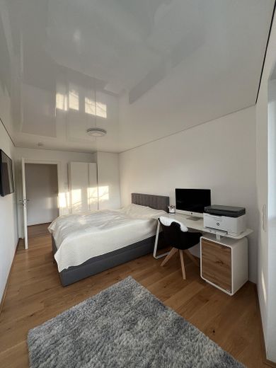 Schlafzimmer 2.2