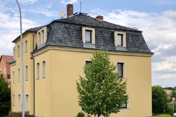Immeuble collectif dans une situation en hauteur à Bannewitz
