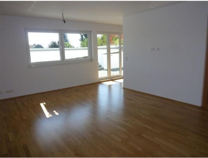 Terrassenwohnung mit eigenem Eingang – Wohn-/Essbereich
