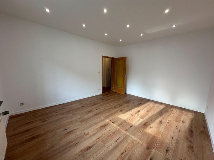 Frisch renovierte 2-Zimmer Wohnung in Essen – Schlafzimmer