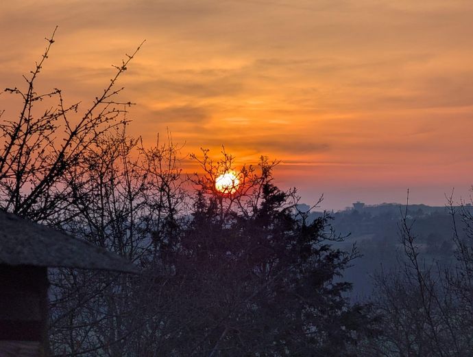 Ihr neues Zuhause an dem der Sonnenuntergang zum schönsten Moment des Tages wird – Schöne Aussicht