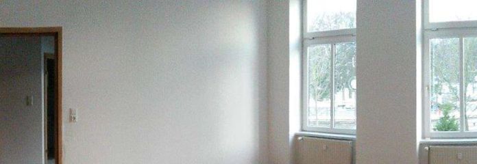 Saarplatz’ta 2 odalı daire, 40 m², 1. kat, üniversiteye yakın, sakin iç avlu, 01.11.2026 tarihinden itibaren boş