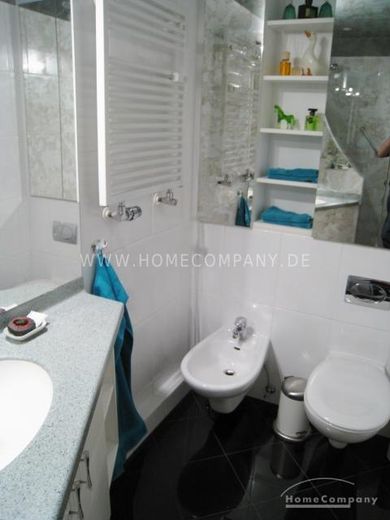 Laatzen, 4 kamers, keuken, badkamer, met 2 balkons, 2 badkamers, ondergrondse parkeerplaats. – 67935a9f8556edb7f71dfc37605fb3fa0699e548.jpg