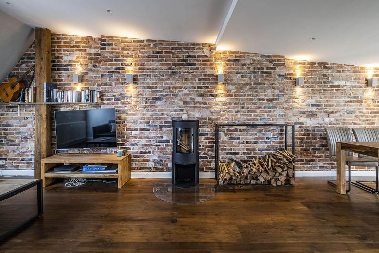 Appartamento loft unico con potenziale terrazza sul tetto a Ottensen – Foto 17