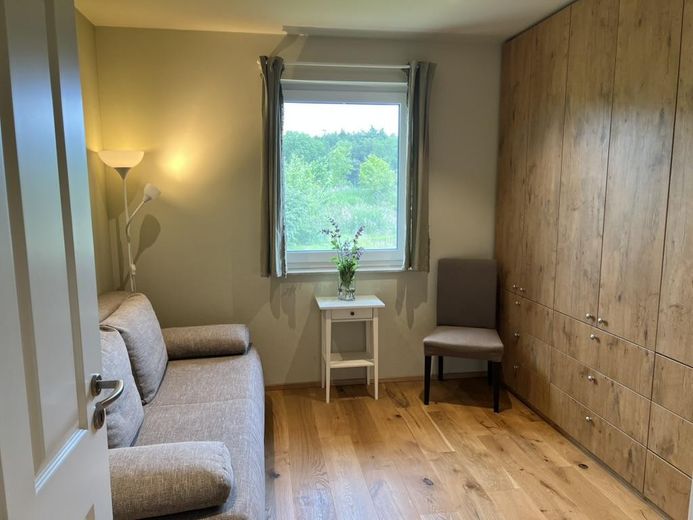 Gästezimmer mit Einbauschrank