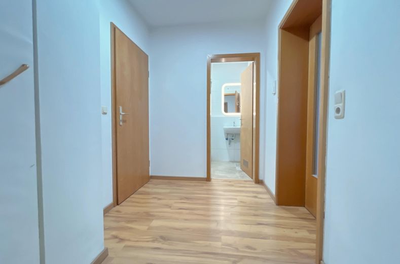 Flur mit Einbauschrank