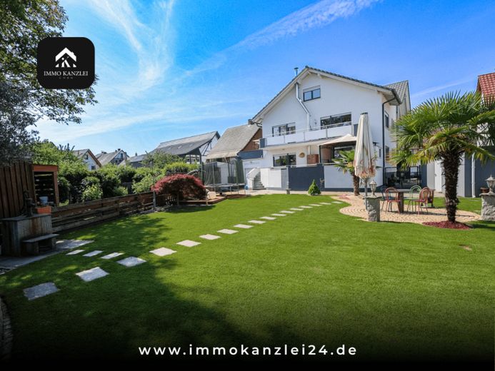 Zweifamilienhaus in Willstätt – 243 m², Outdoor-Küche & Doppelgarage! – Foto 1