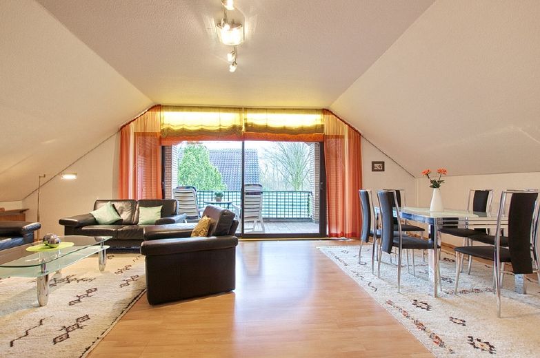 Ansprechende und komfortable Wohnung mit Loggia, in ruhiger grüner Umgebung – 0e50ffb60f3fbd48b416dd4495635ef7e88fd1a4.jpg