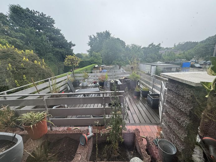 Przestronne 3 pokoje, kuchnia, przedpokój, łazienka, balkon w Viersen – Dachterrasse