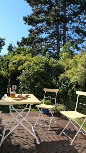 Tek katta yaşam: Şehre yakın, rüya gibi bahçesiyle huzur – Westterrasse