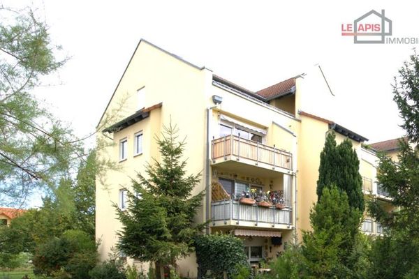 GEZELLIGE, RUSTIG GELEGEN 2-KAMERAPPARTEMENT MET INBOUWKAST, BADKAMER, BERGING EN PARKEERPLAATS OP EEN GEWILDE LOCATIE IN LINDENTHAL