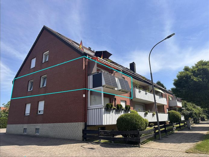 Modernisierte 4-Zimmer-Eigentumswohnung – Außenansicht
