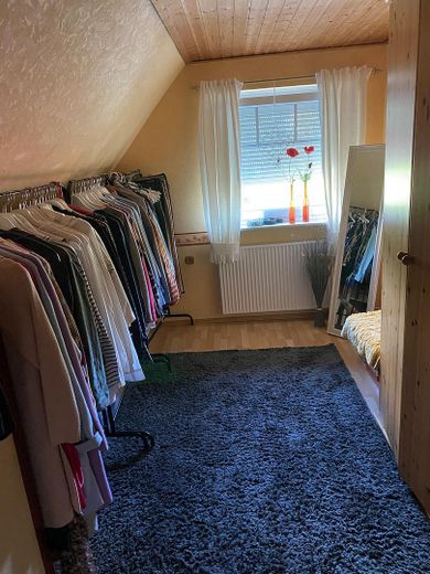 Kinderzimmer / Ankleidezimmer