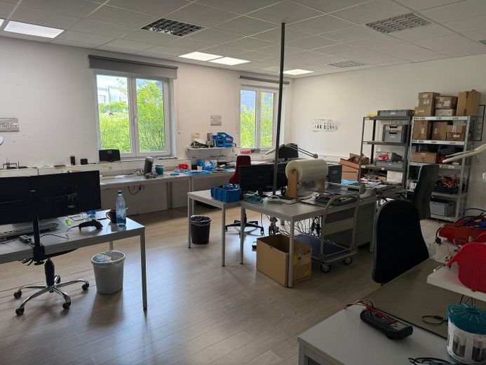 500 m² bedrijfsruimte: verwarmde hal + kantoren | Unterpleichfeld – Büro 2