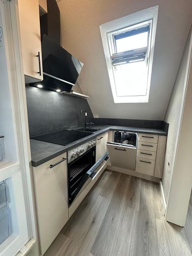 First occupancy attic apartment after renovation/new – Küche