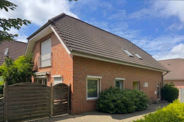 Jeden dom – wiele możliwości: elastyczny budynek mieszkalno-usługowy w Münster-Albachten