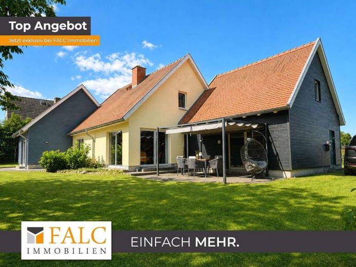 ***Ein Zuhause mit besonderem Flair – stilvolles Einfamilienhaus mit großem Grundstück*** – Foto 1
