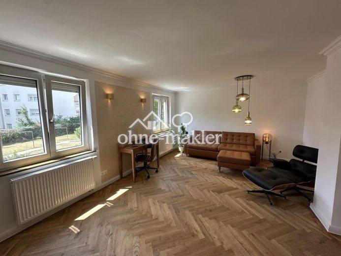 Appartamento di 2 locali di alta qualità arredato a Heilbronn – Foto 1
