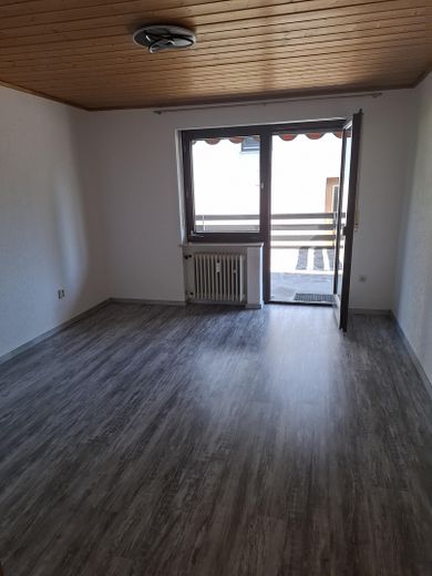 Provisionsfreie Eigentumswohnung mit Terrasse und Gartenanteil in Landshut-Auloh – Photo 6