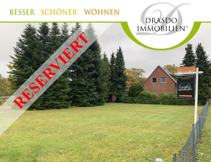 voll erschlossenes Baugrundstück für ein Einfamilienhaus zu verkaufen – Bild...