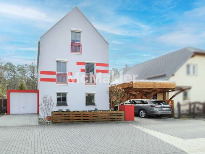 Ihr neues Zuhause: Wohnen auf drei Ebenen mit Gartensauna, Garage und Vollkeller in Ludwigsfelde – फोटो 1