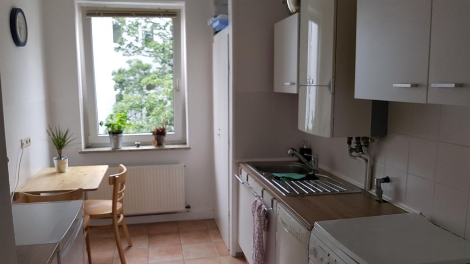 Rarität am Lister Platz: Sanierte Substanz, Eilenriedeblick & 130 m² Penthouse-Maisonette – Küche 3.  OG 