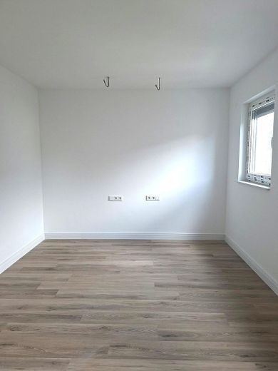 Wohntraum am Stadtrand von Wedel - Penthousewohnung mit zwei Dachterrassen – Schlafzimmer 2