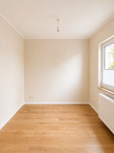 Ruhig wohnen in Weinböhla – barrierefreie 5-Zimmer-Wohnung mit großer Terrasse – Schlafzimmer 2