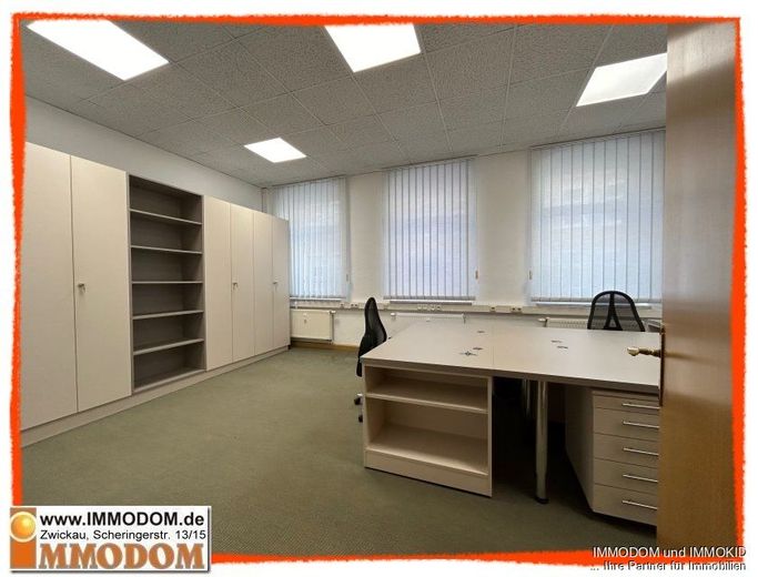 3-Zimmer-Büro mit Möblierung &amp; Einbauküche in Zwickau, verkehrsgünstige Lage, zu vermieten! – Innenansicht