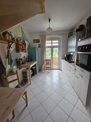 Maisonette-Wohnung mit Balkon zum Innenhof – Küche mit Balkon