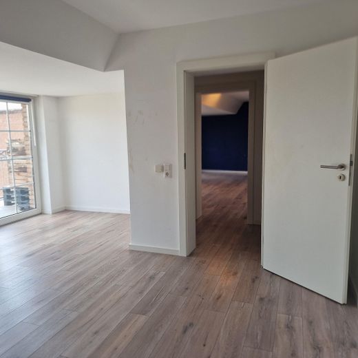 Lichtdurchflutete Eigentumswohnung mit großem Balkon in zentraler Lage von Frechen – Foto 14