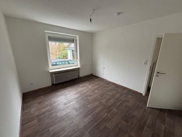 Großzügiges Zweifamilienhaus mit Solaranlage, Wintergarten & großem Grundstück in Neuberend – Foto 25