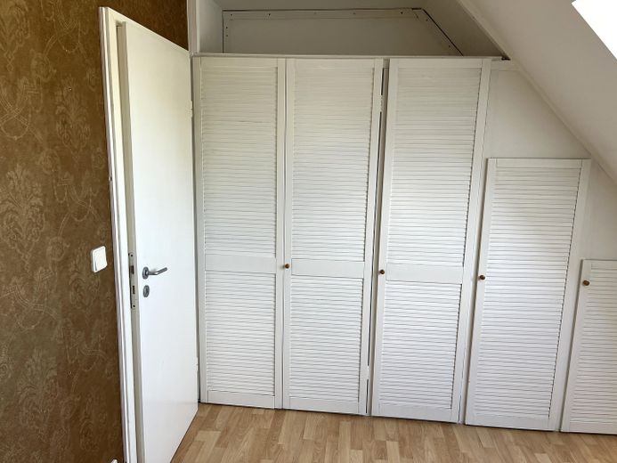 Maisonettewohnung in bester Lage von Schenefeld – Einbauschrank im Schlafzimmer