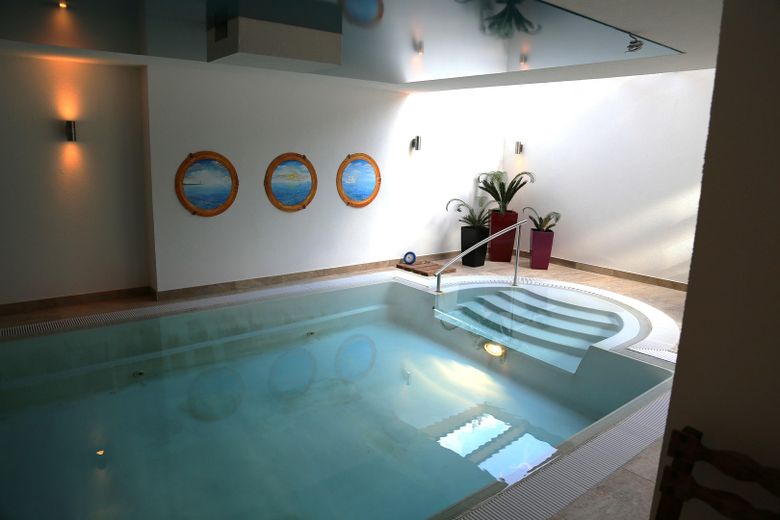Schwimmbad