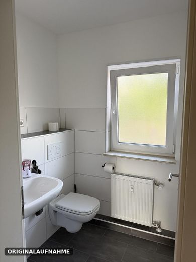 Gemoderniseerd 4-kamerappartement met groot balkon, ingerichte keuken & weids uitzicht in Neckargemünd-Dilsberg – Foto 15
