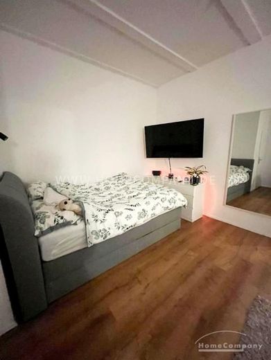 Hildesheim, Modern möblierte Einliegerwohnung mit eigenem Eingang – b977fb508b1dcecbc6d783cb1ed93f7c65399d84.jpg