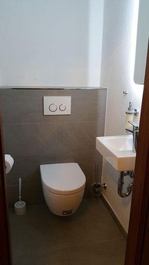 Beautiful quiet apartment directly near the lake and nature reserve – WC