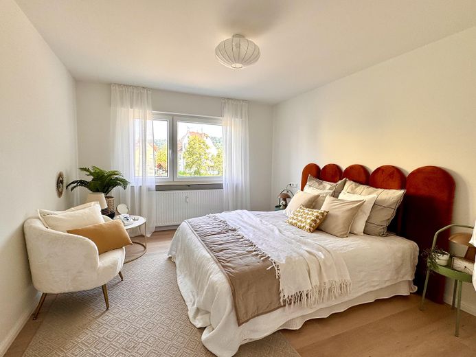 شقة ساحرة من 3 غرف: أول سكن بعد تجديد أنيق – Schlafzimmer - echtes Foto