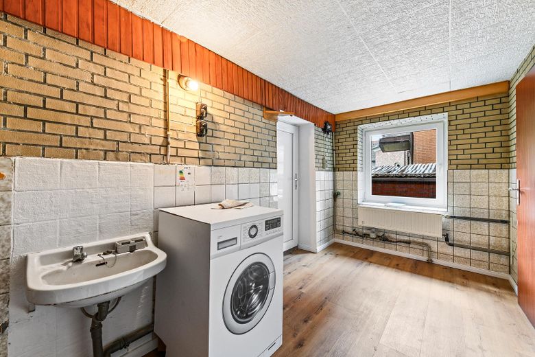 Sofort frei, Stadthaus in Finkenwerder, 4 Zimmer + Büro, Provisionsfrei – Foto 3